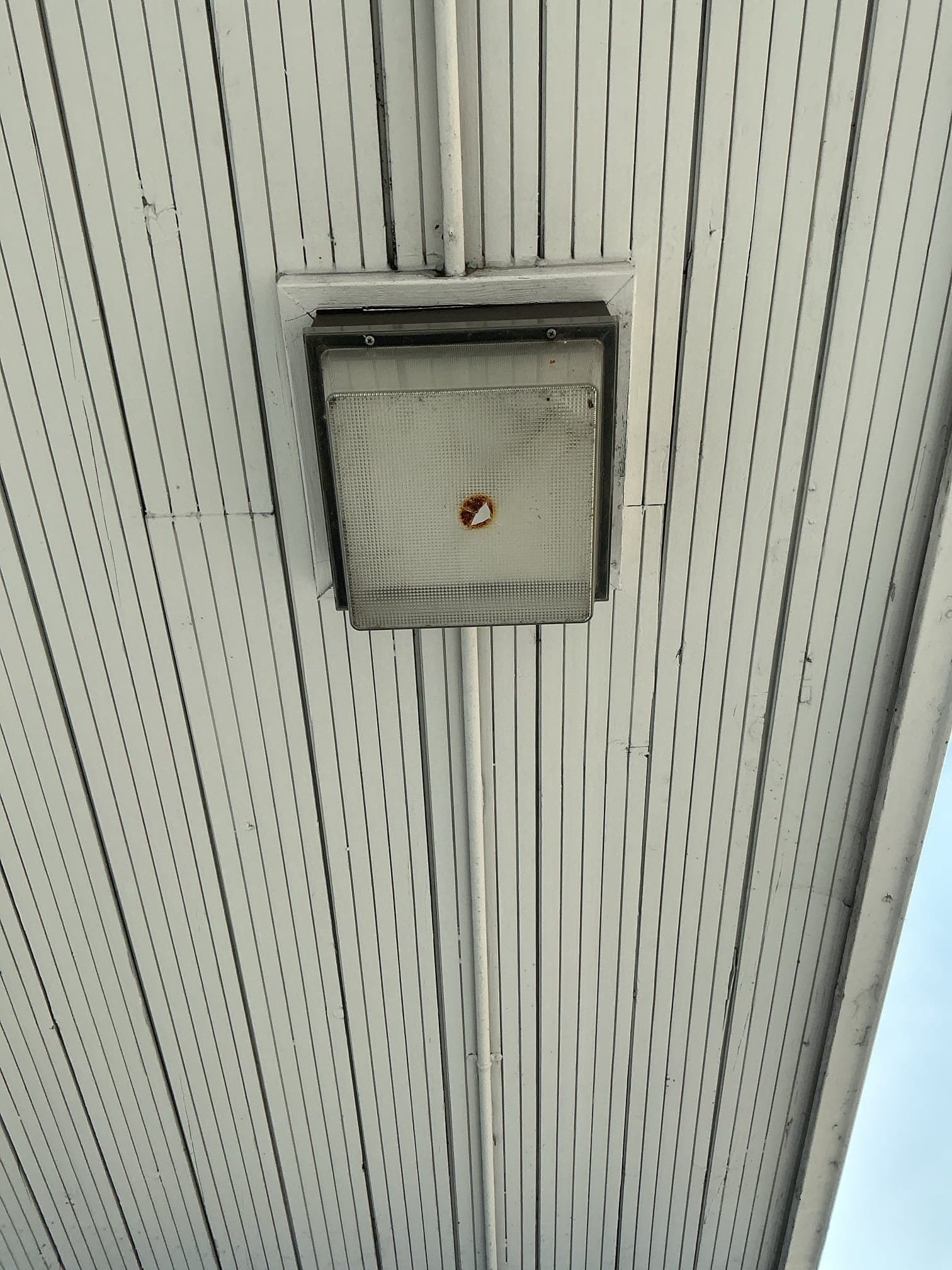 Gallery photos for Exterior LED Fixture Swap at a Wenatchee Commercial Property: Image #2