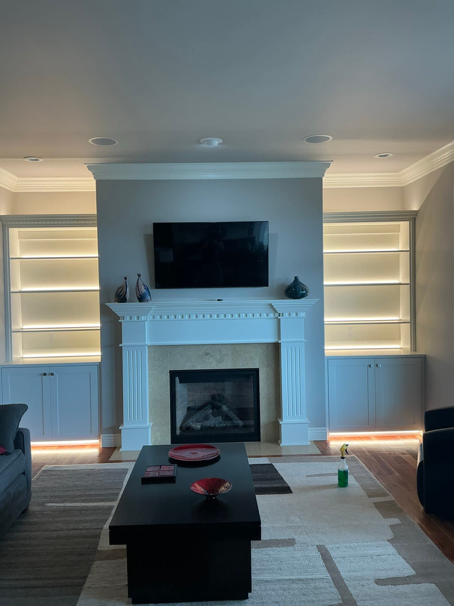 Gallery photos for Custom LED Shelf and Accent Lighting Installation in Wenatchee: Image #1